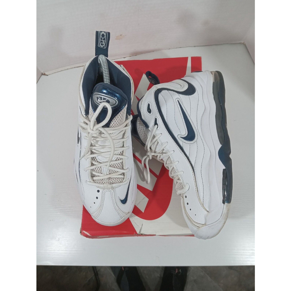 Nike Mens Air Total Max Uptempo Men 9 White Navy Shoes Sneakers SCZ2198-100 - Picture 2 of 16